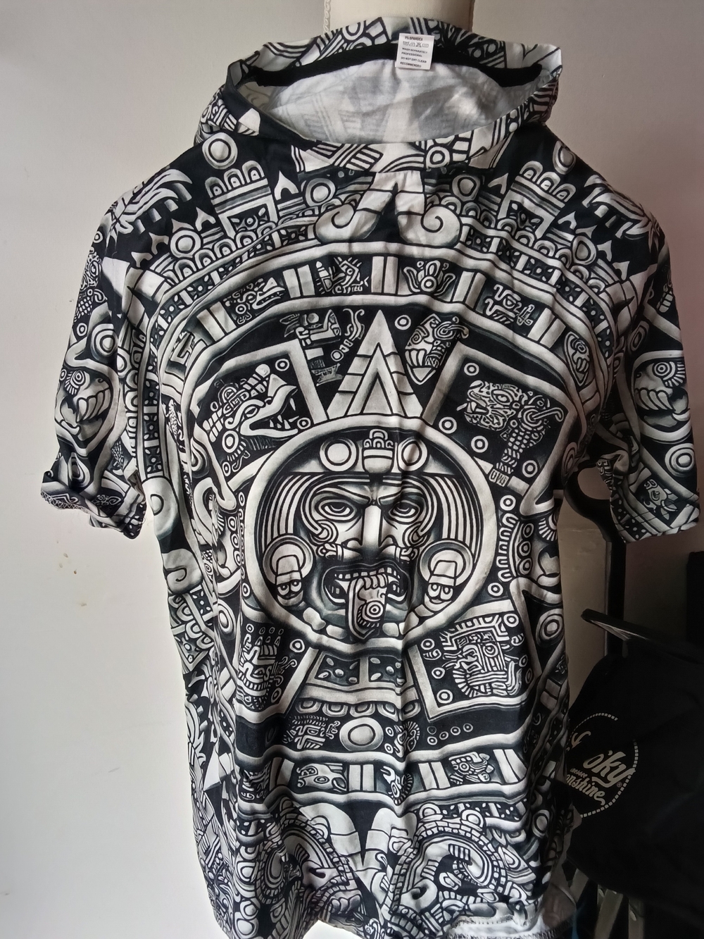 Black & White Aztec Graphic Men's Hoodie Shirt